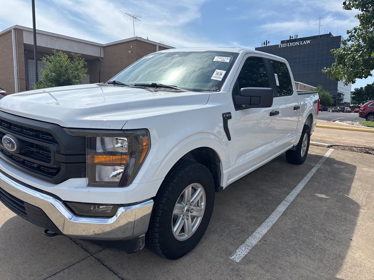 2023 Ford F-150 XL 4x4 SuperCrew 5-1/2 Box's photo
