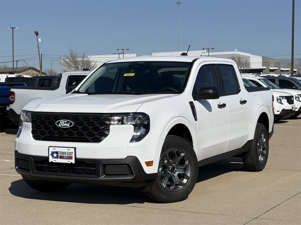 New 2026 Ford Maverick XLT Truck SuperCrew