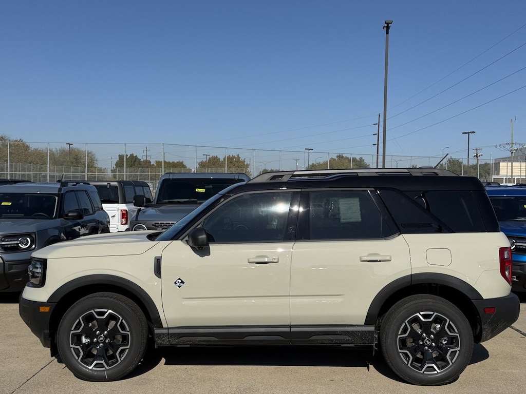 New 2025 Ford Bronco Sport Outer Banks SUV