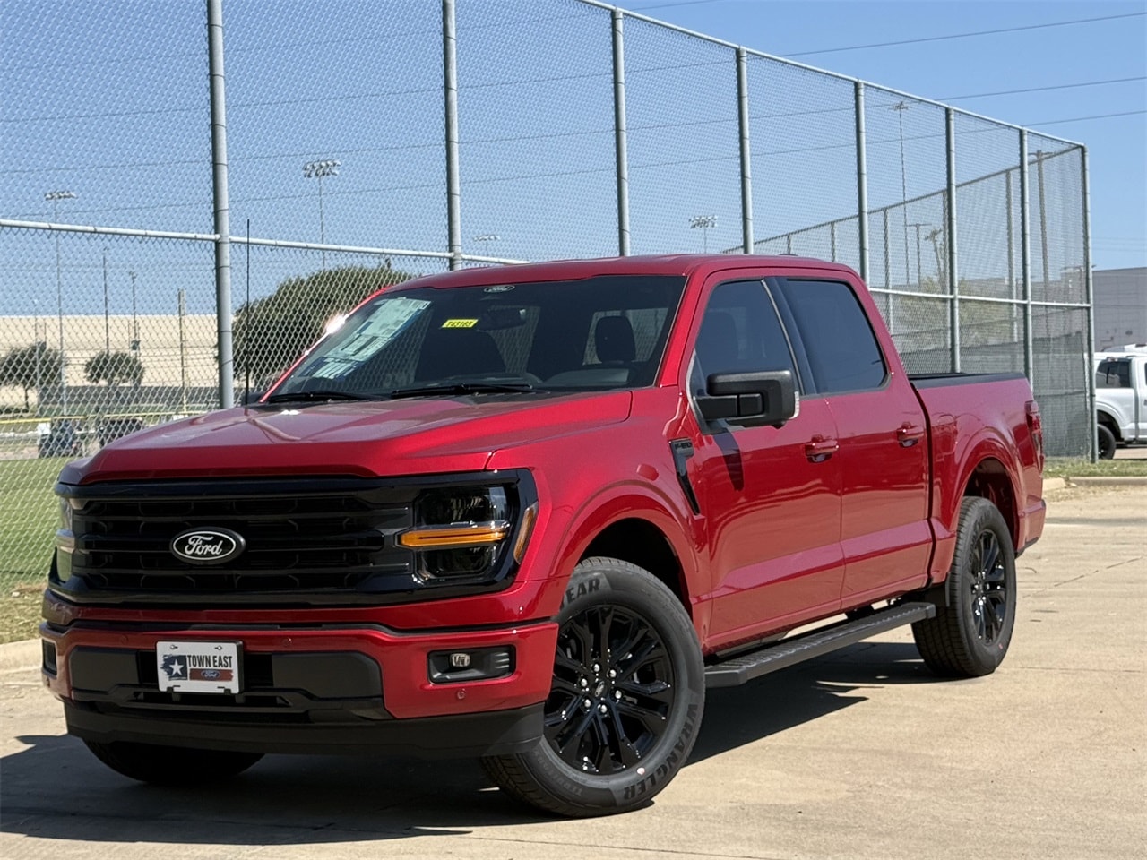 2025 Ford F-150 XLT's photo