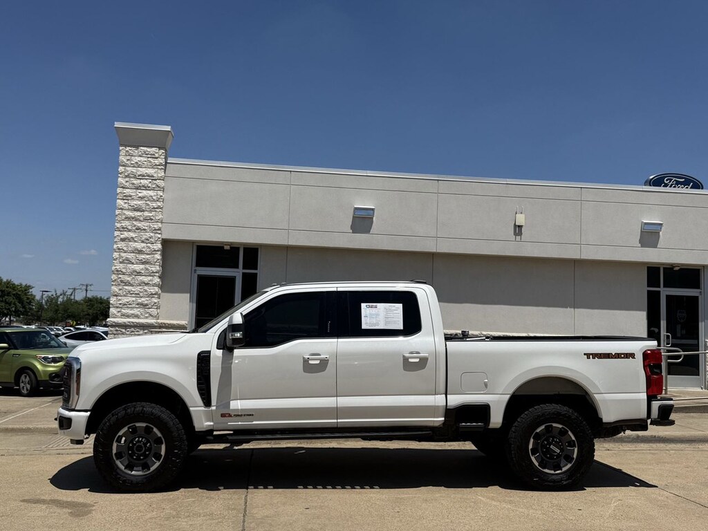 Used 2023 Ford F-350SD Lariat Truck