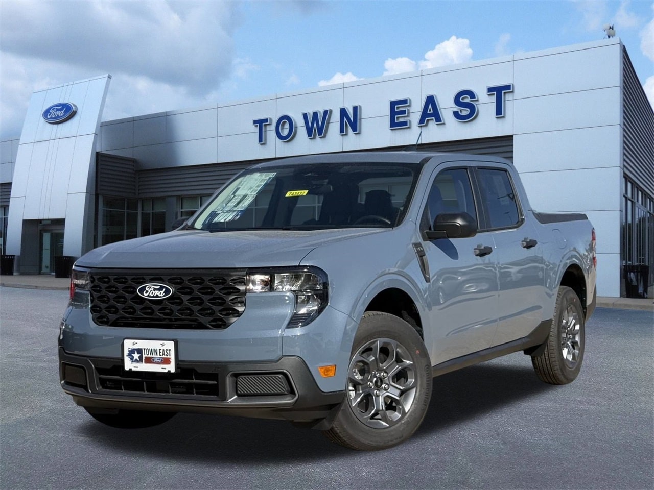 2025 Ford Maverick XLT's photo