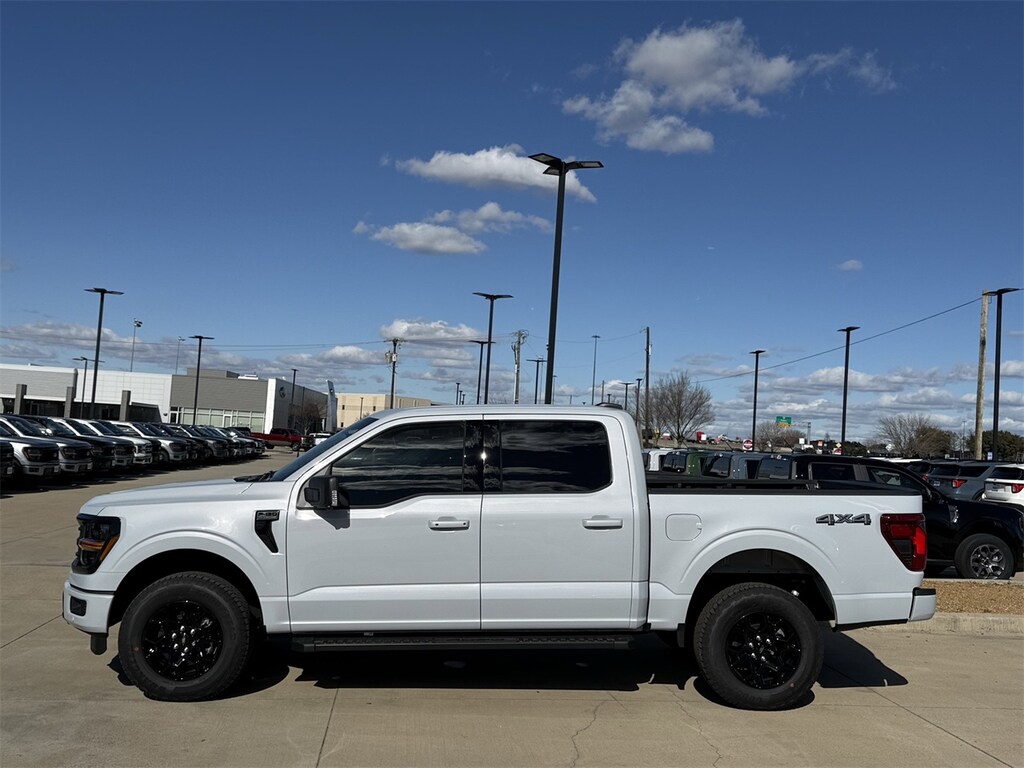 New 2025 Ford F-150 XLT Truck SuperCrew Cab