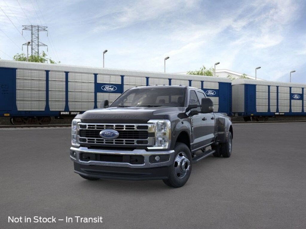 New 2026 Ford F-350 XLT Truck Crew Cab