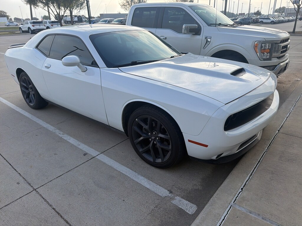 Used 2022 Dodge Challenger SXT Coupe