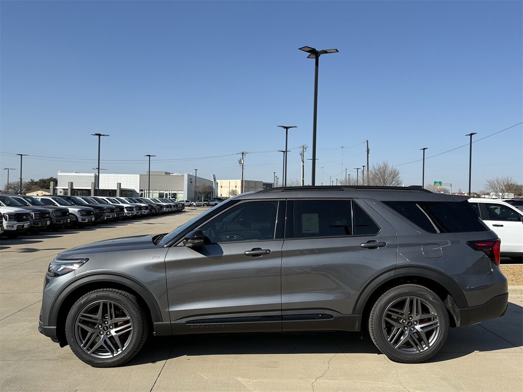 New 2026 Ford Explorer ST-Line SUV