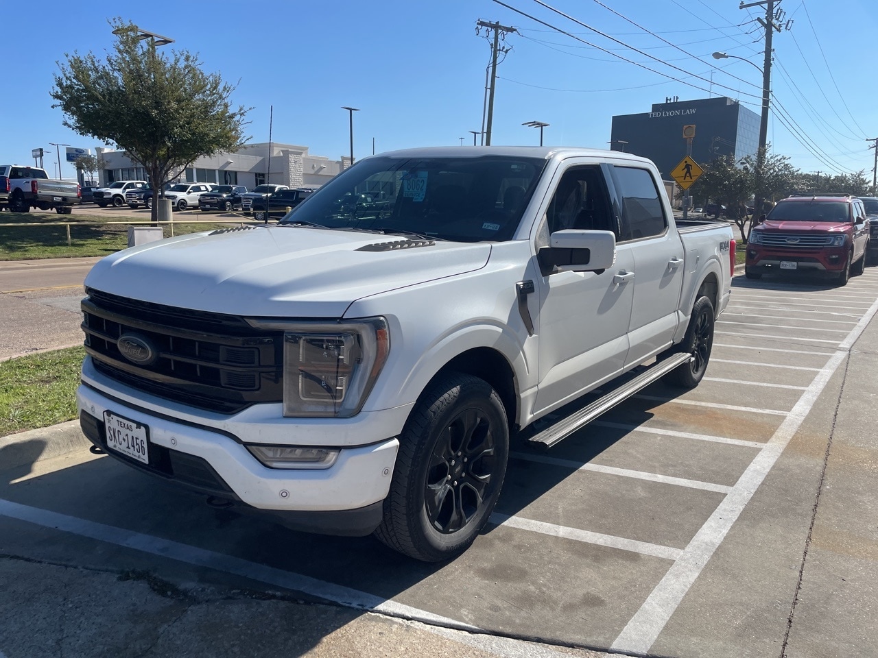2022 Ford F-150 Platinum's photo