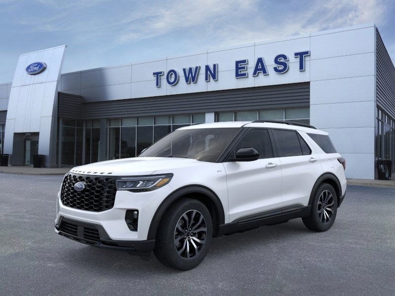 2025 Ford Explorer ST-LINE's photo