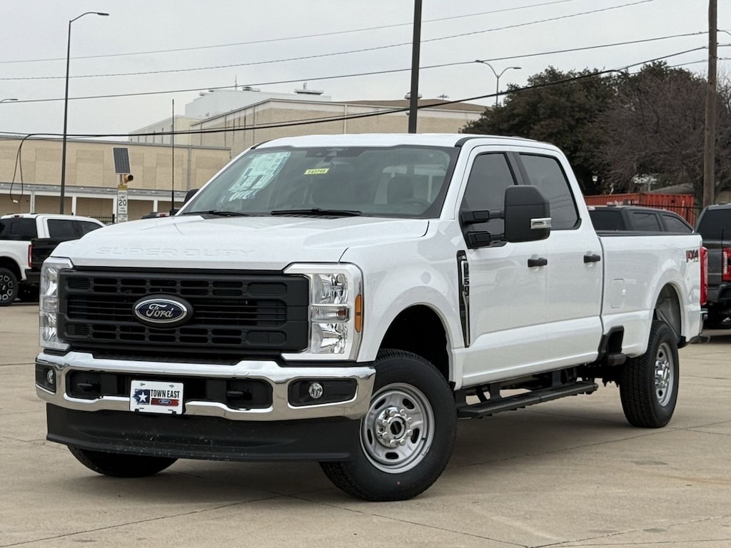 New 2026 Ford F-250 XL Truck Crew Cab