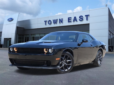 2023 Dodge Challenger SXT Coupe