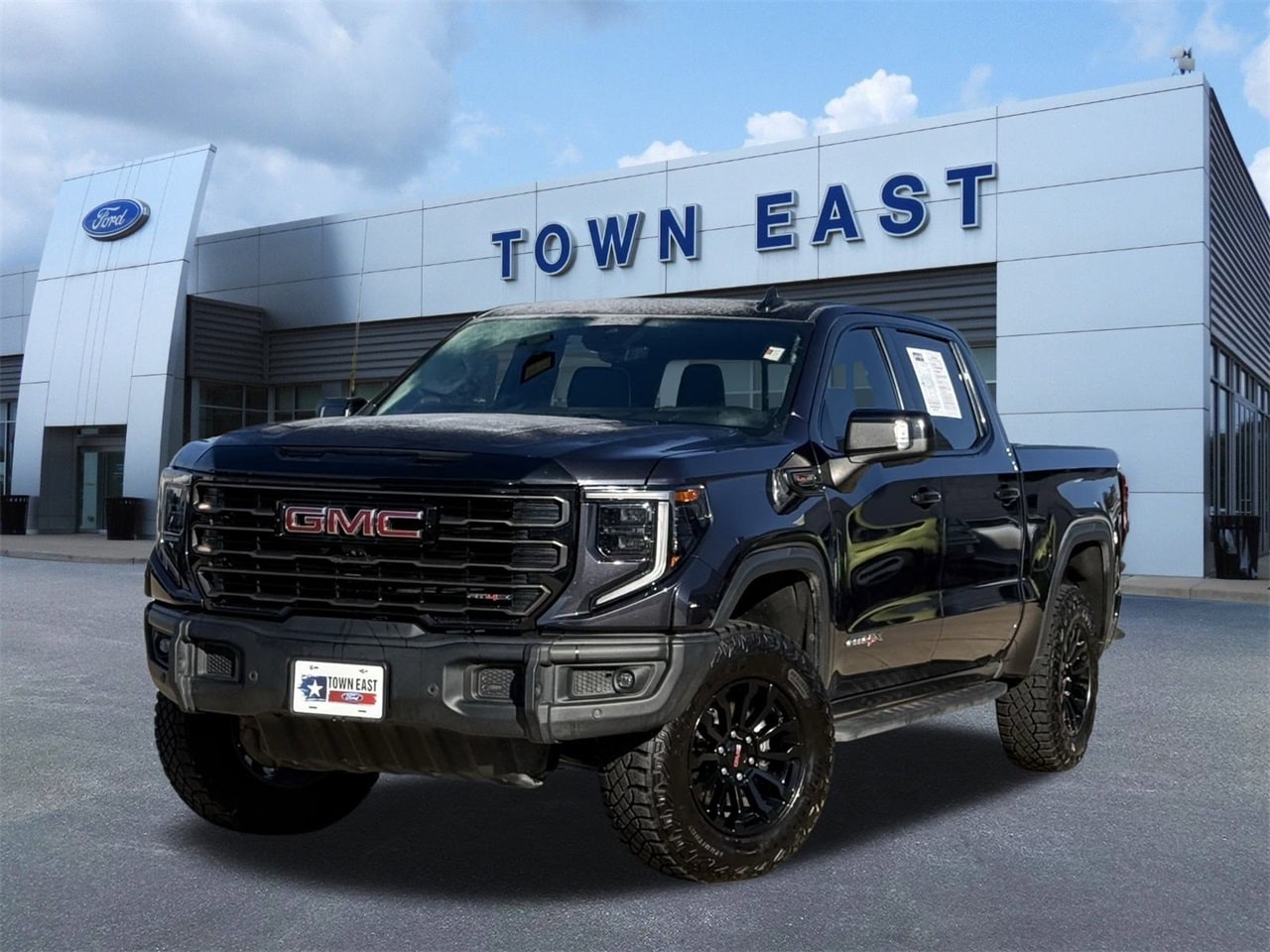 2023 GMC Sierra 1500 AT4X's photo