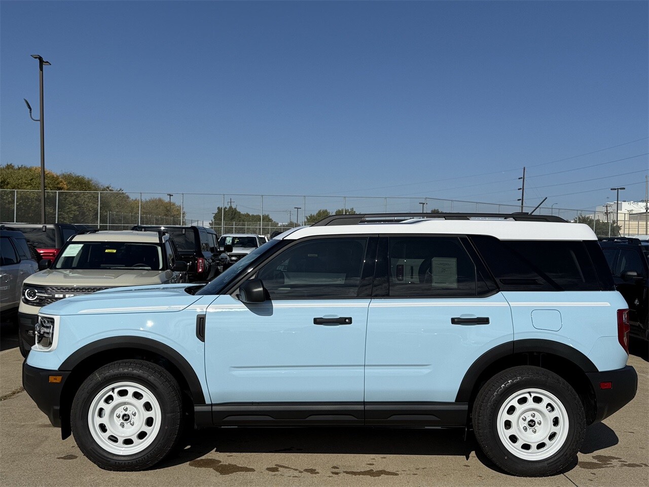 2025 Ford Bronco Sport Heritage photo 3