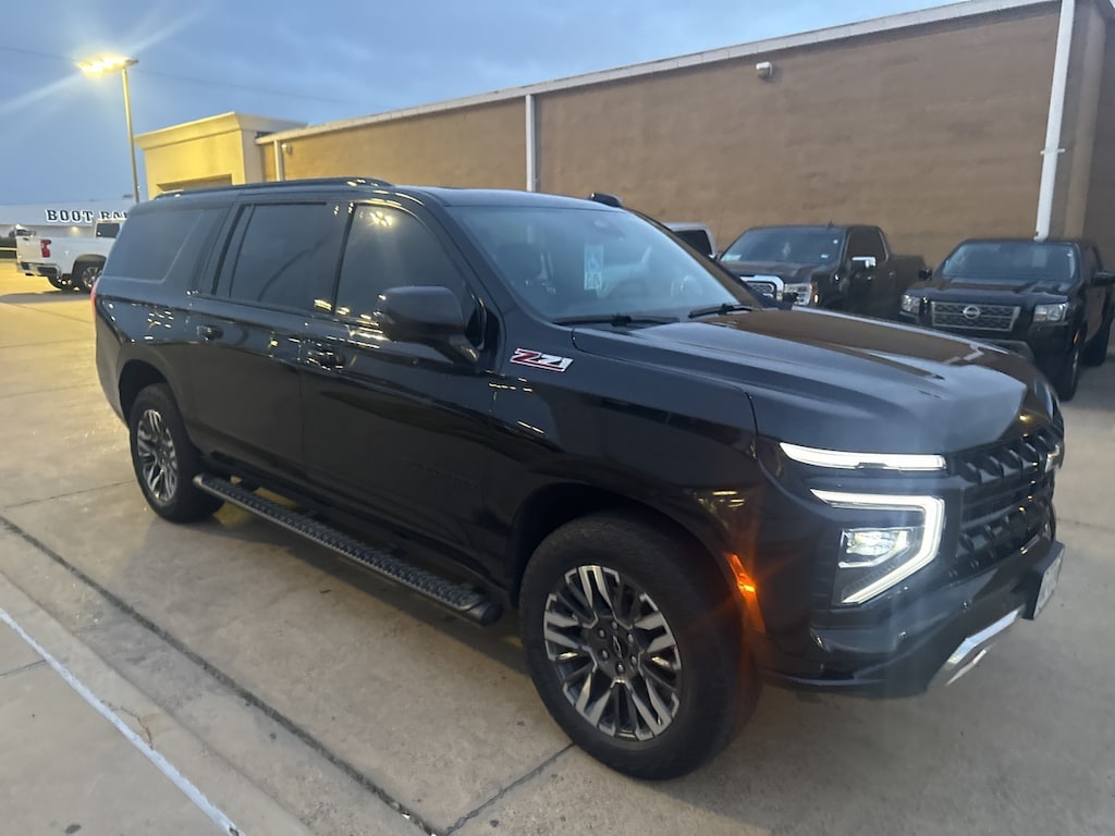 Used 2025 Chevrolet Suburban Z71 SUV