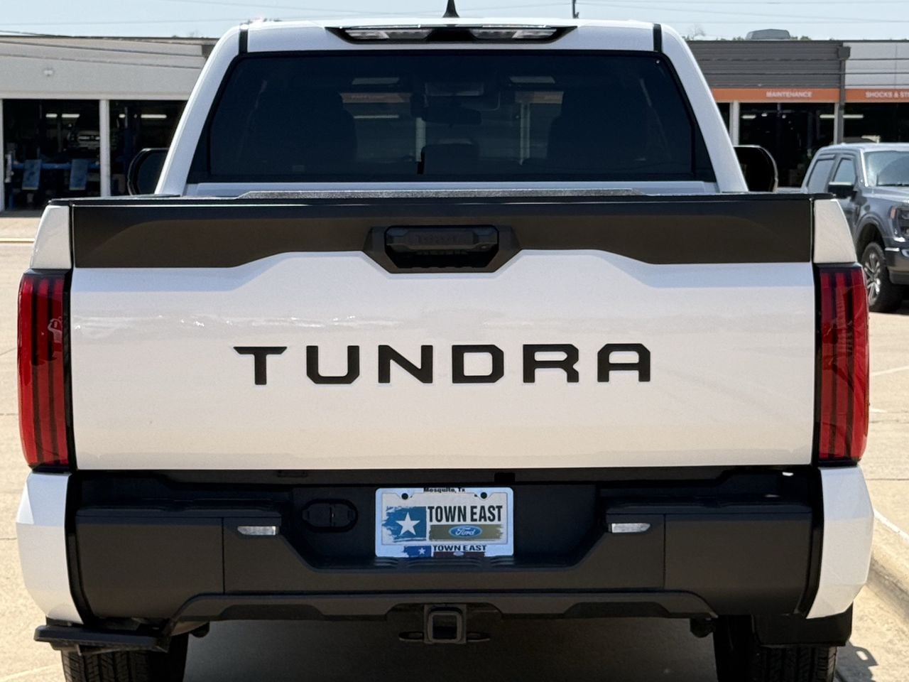 2025 Toyota Tundra SR5 - Photo 6