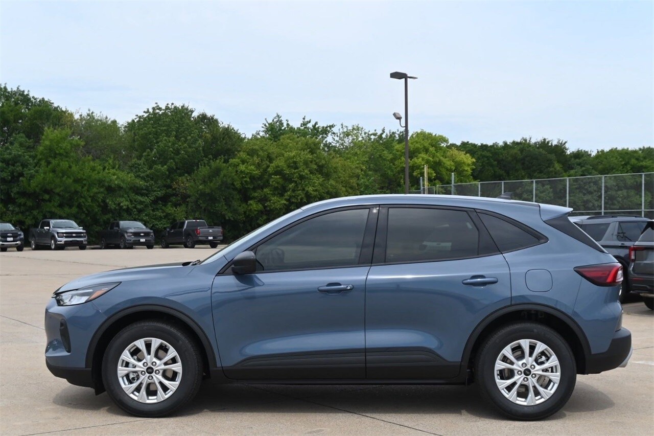 2025 Ford Escape Active photo 3