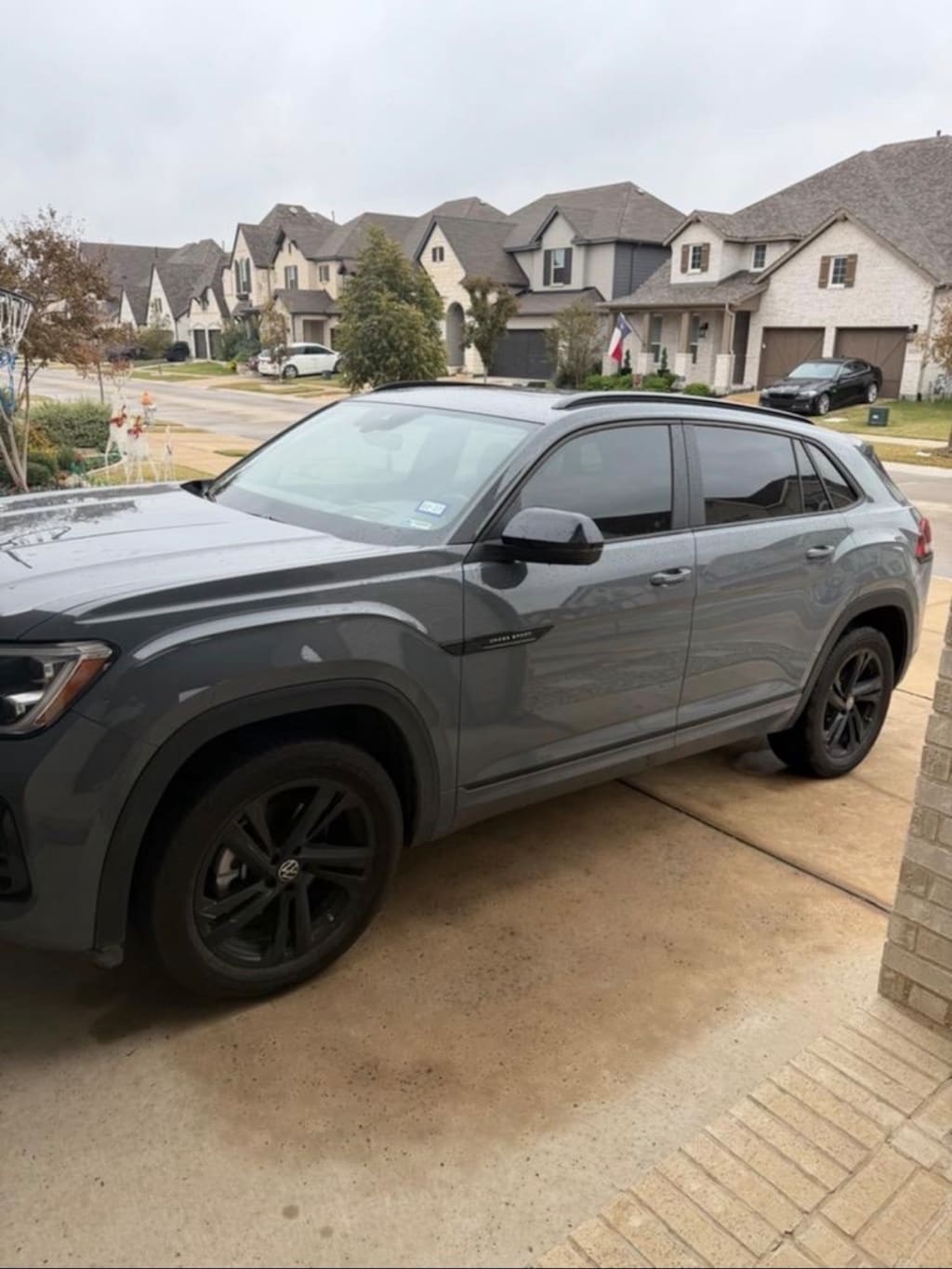 Used 2025 Volkswagen Atlas Cross Sport 2.0T SEL R-Line Black SUV
