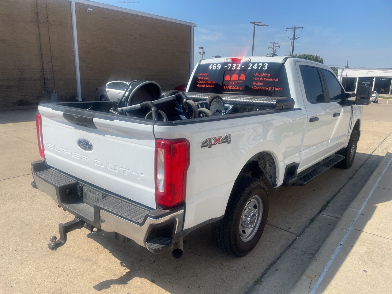 2024 Ford F-250 photo 3
