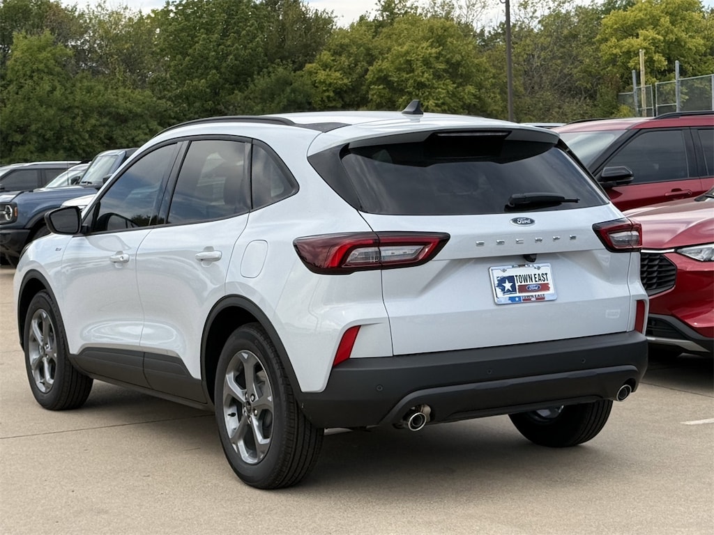 New 2026 Ford Escape ST-Line SUV