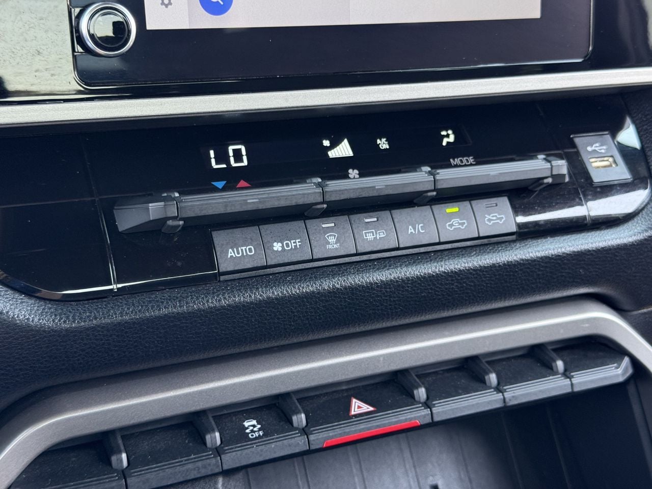 2025 Toyota Tundra SR5 - Photo 19