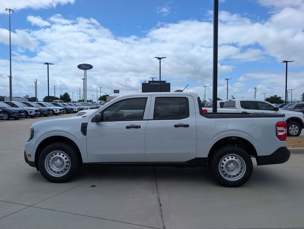 New 2026 Ford Maverick XL Truck SuperCrew