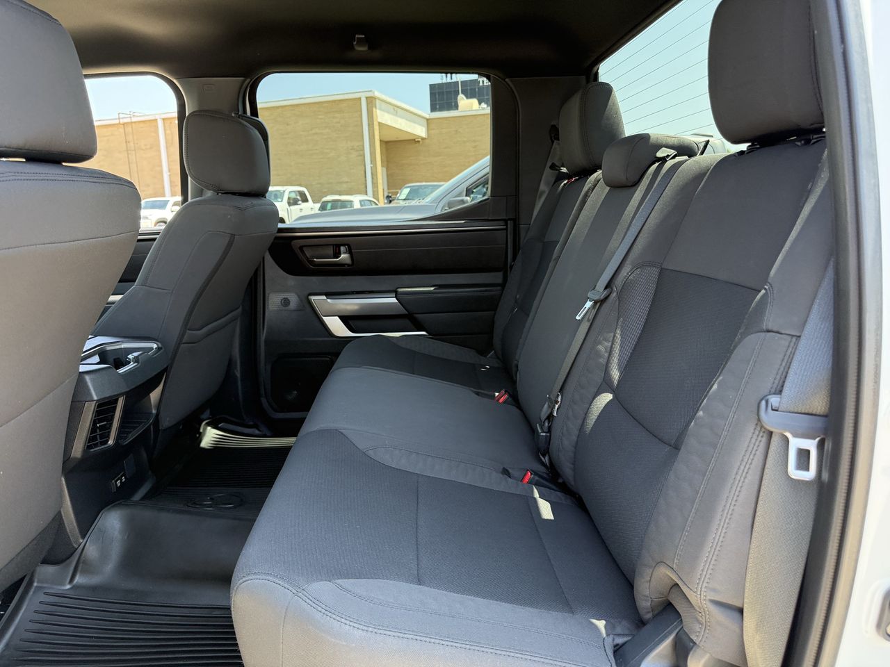 2025 Toyota Tundra SR5 - Photo 26
