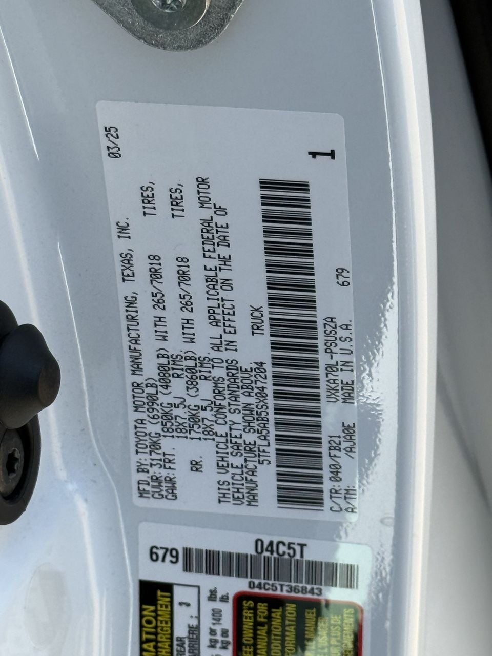 2025 Toyota Tundra SR5 - Photo 29