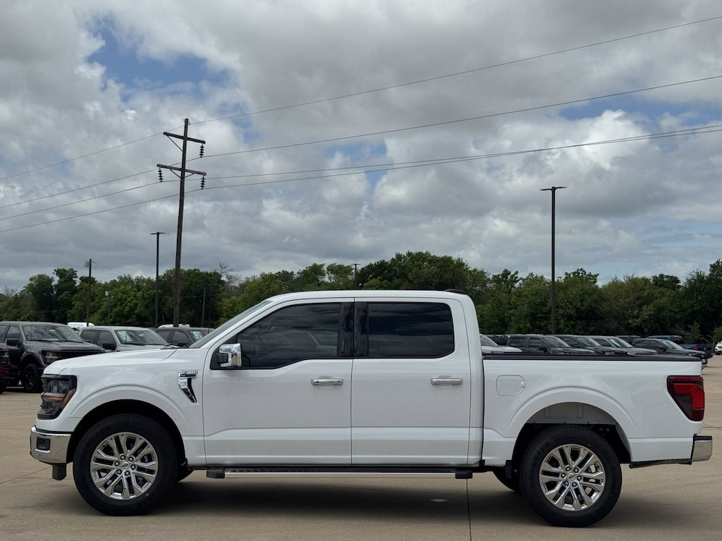 New 2026 Ford F-150 XLT Truck SuperCrew Cab