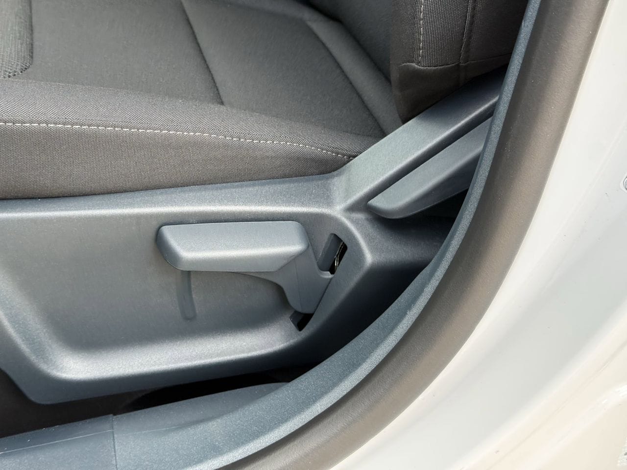 2025 Ford Maverick XL - Photo 24