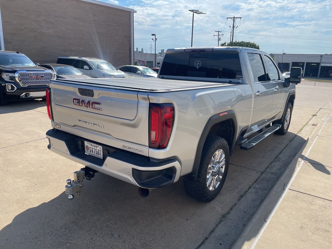 2021 Gmc Sierra Denali photo 3