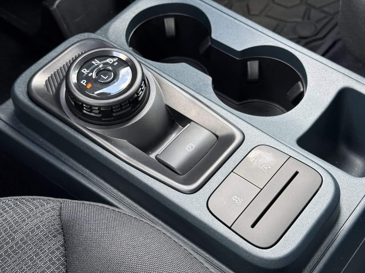 2025 Ford Maverick XL - Photo 20