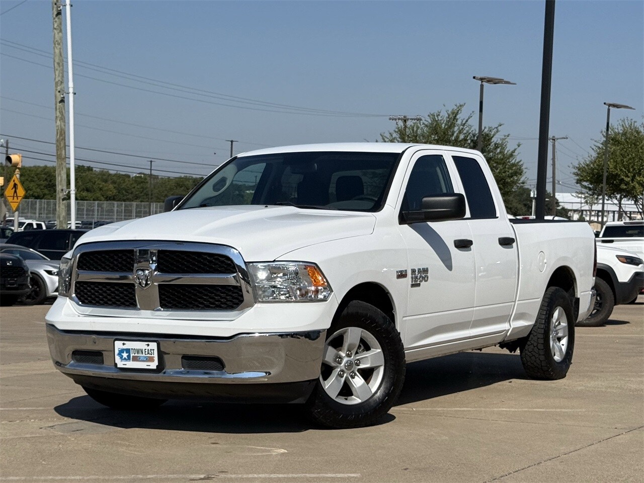 2020 Ram 1500 Classic Tradesman photo 2