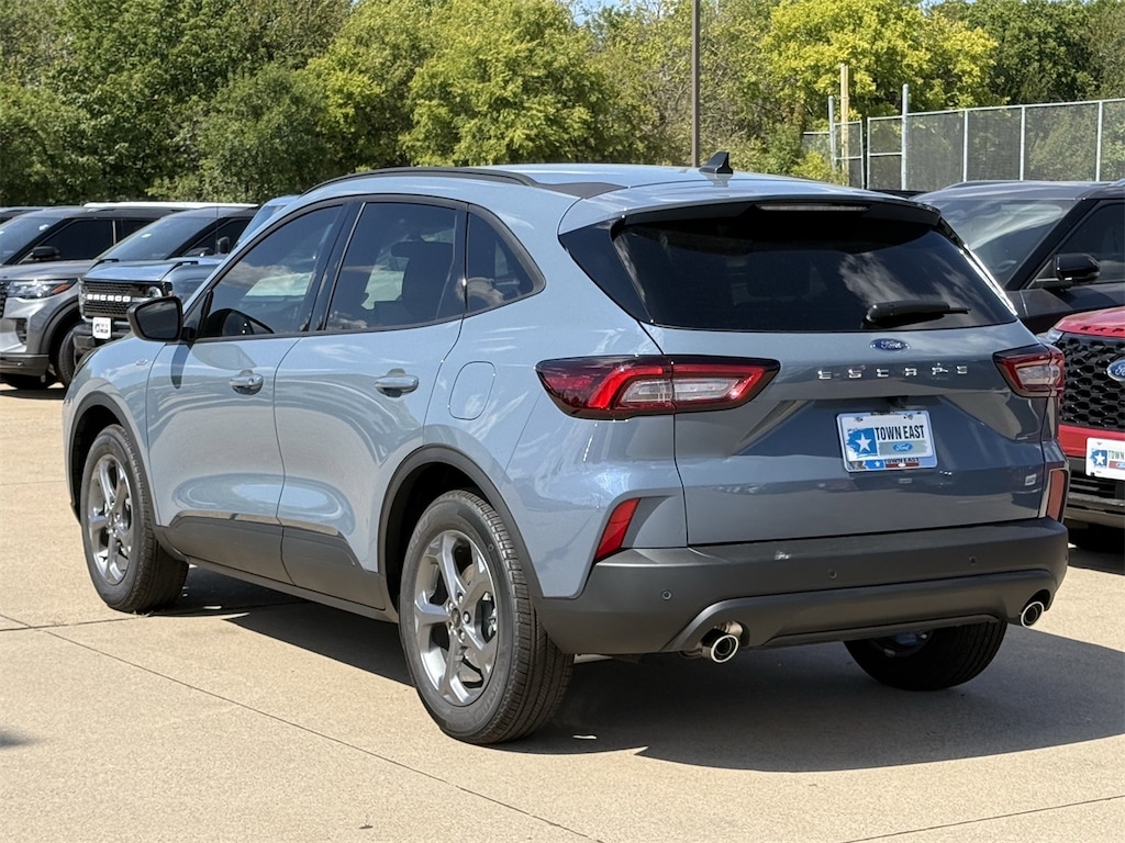 New 2026 Ford Escape ST-Line SUV