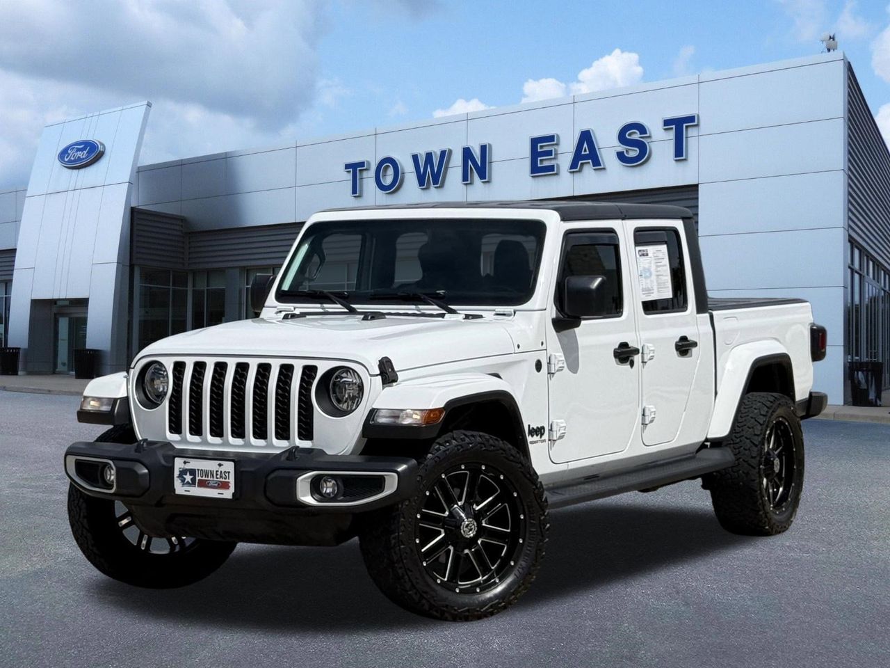 2022 Jeep Gladiator Sport S's photo