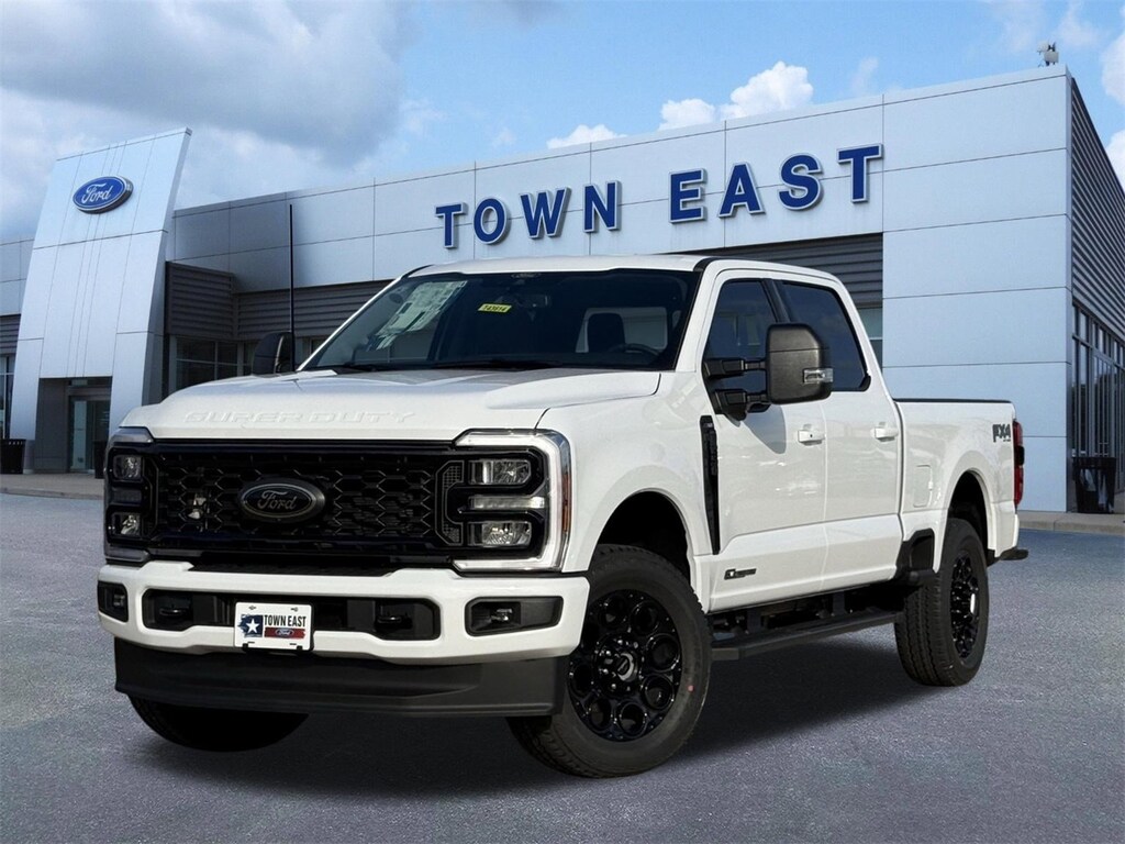 New 2026 Ford F-250 XLT Truck Crew Cab