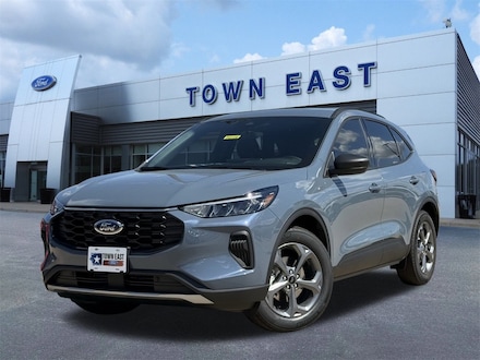 2026 Ford Escape ST-Line SUV