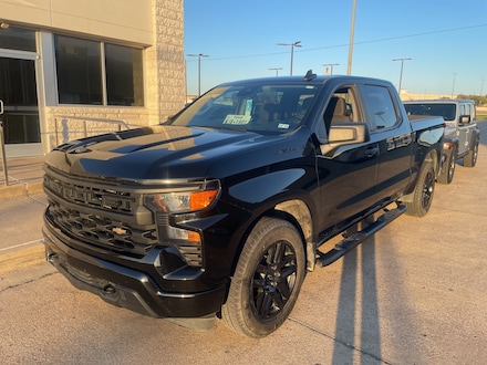 2023 Chevrolet Silverado 1500 Custom Truck