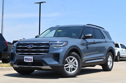 2025 Ford Explorer Active SUV
