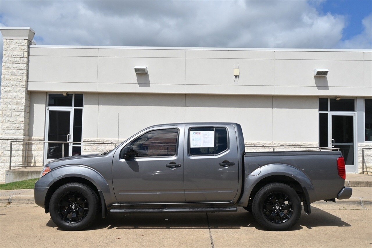 2021 Nissan Frontier SV photo 3