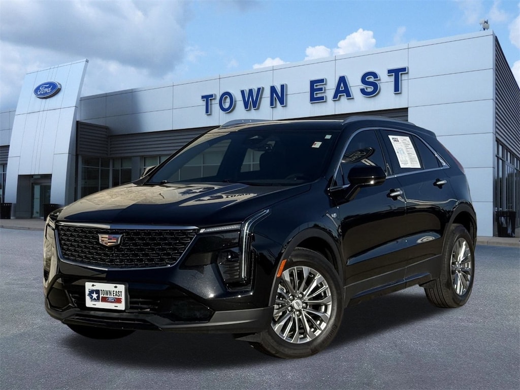 Used 2024 Cadillac XT4 Premium Luxury SUV