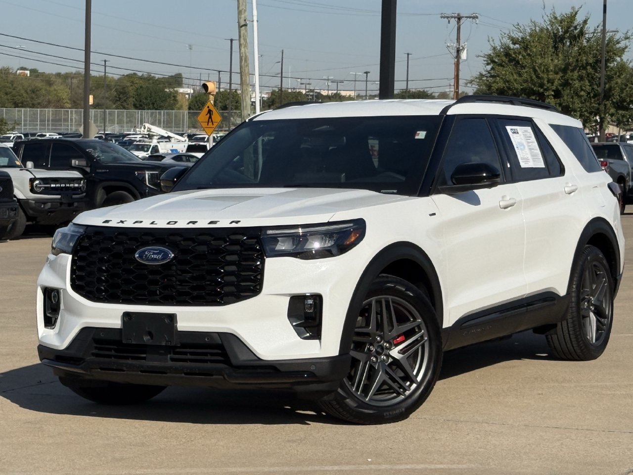  2026 Ford Explorer ST-Line RWD   