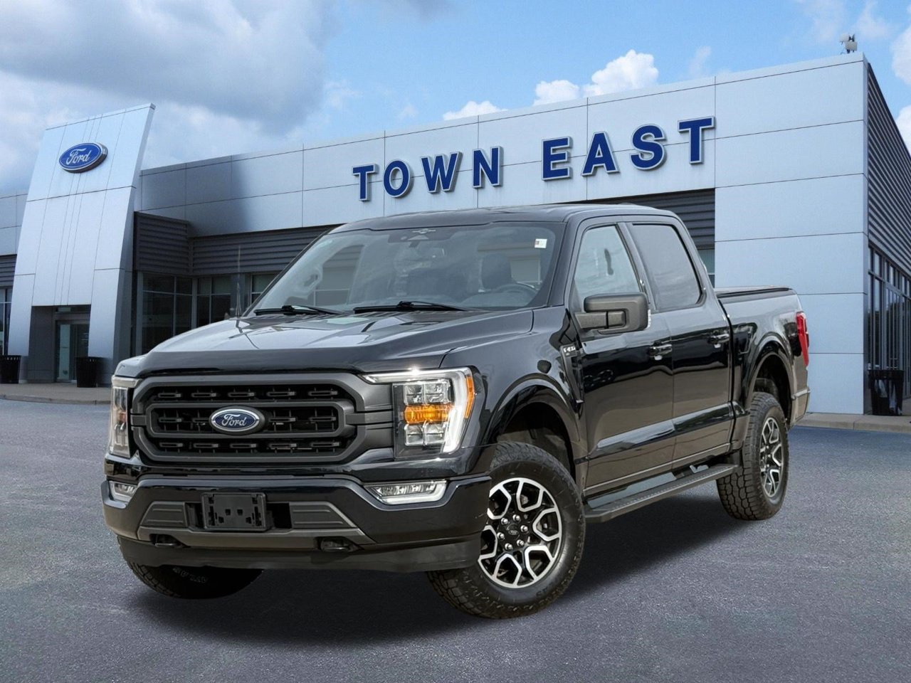 2023 Ford F-150 XLT SuperCrew 4WD