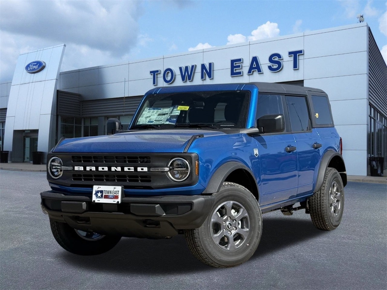 2025 Ford Bronco 4-Door Big Bend's photo