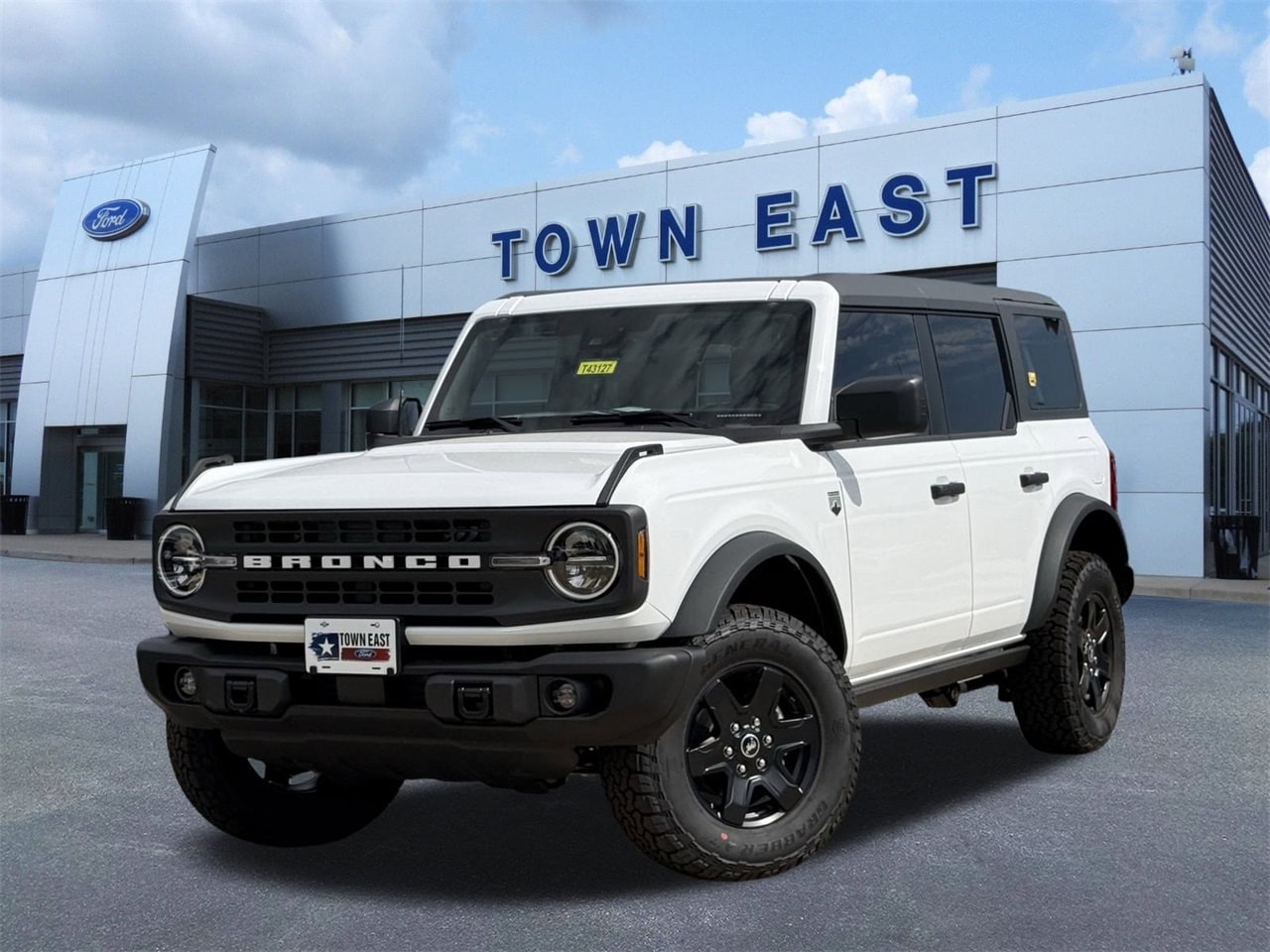 2025 Ford Bronco 4-Door Big Bend's photo