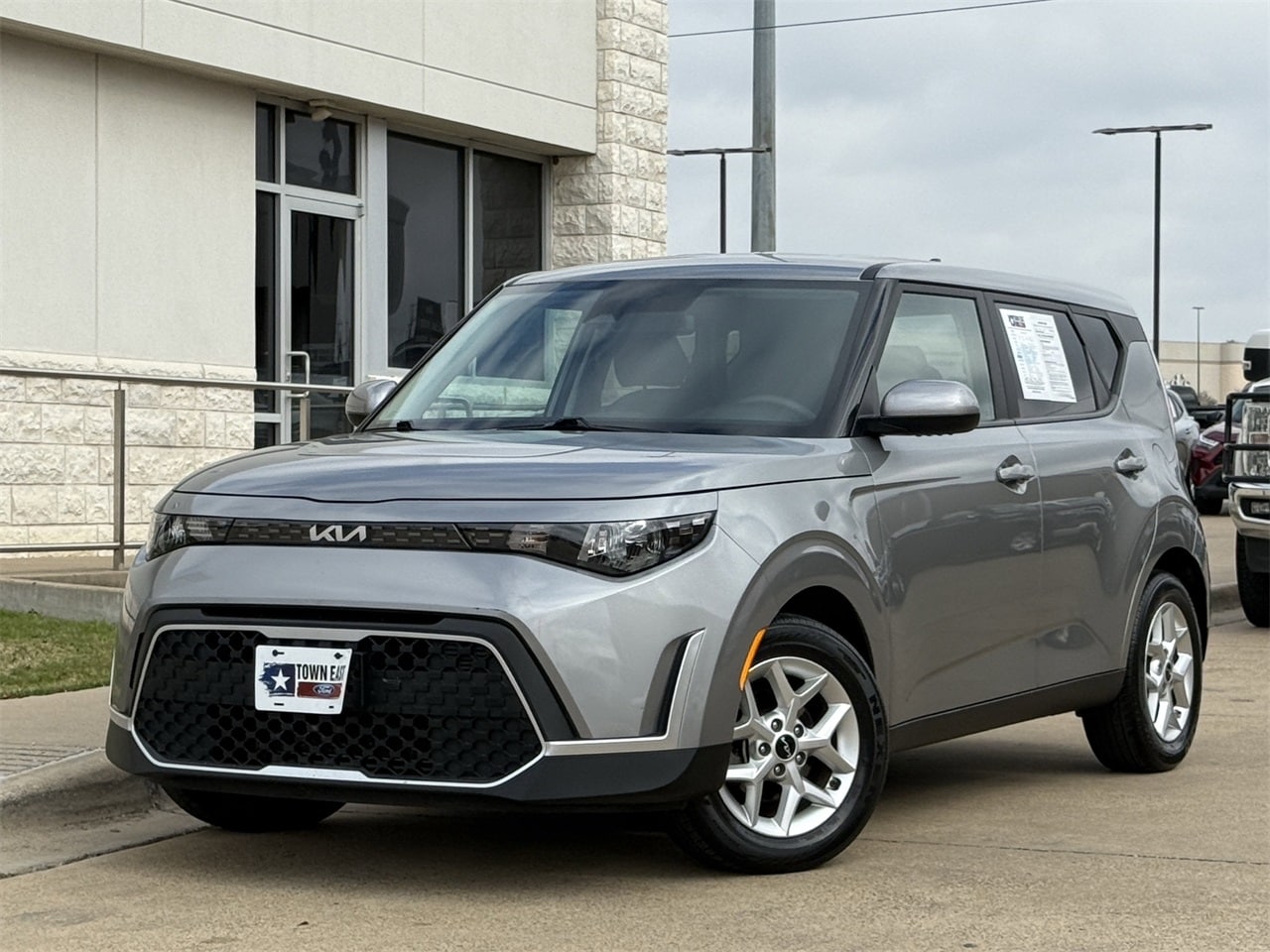 2023 Kia Soul LX