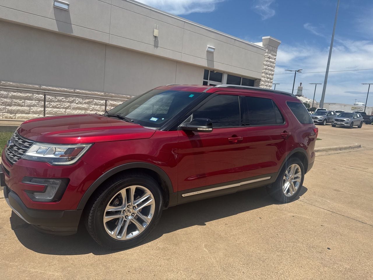 2017 Ford Explorer XLT 4WD's photo