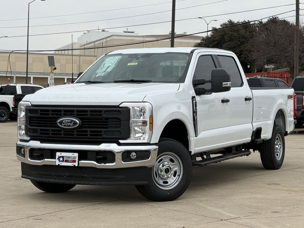 New 2026 Ford F-250 XL Truck Crew Cab