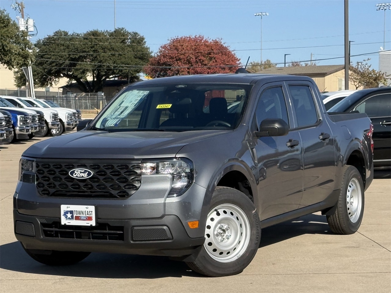 2026 Ford Maverick XL's photo