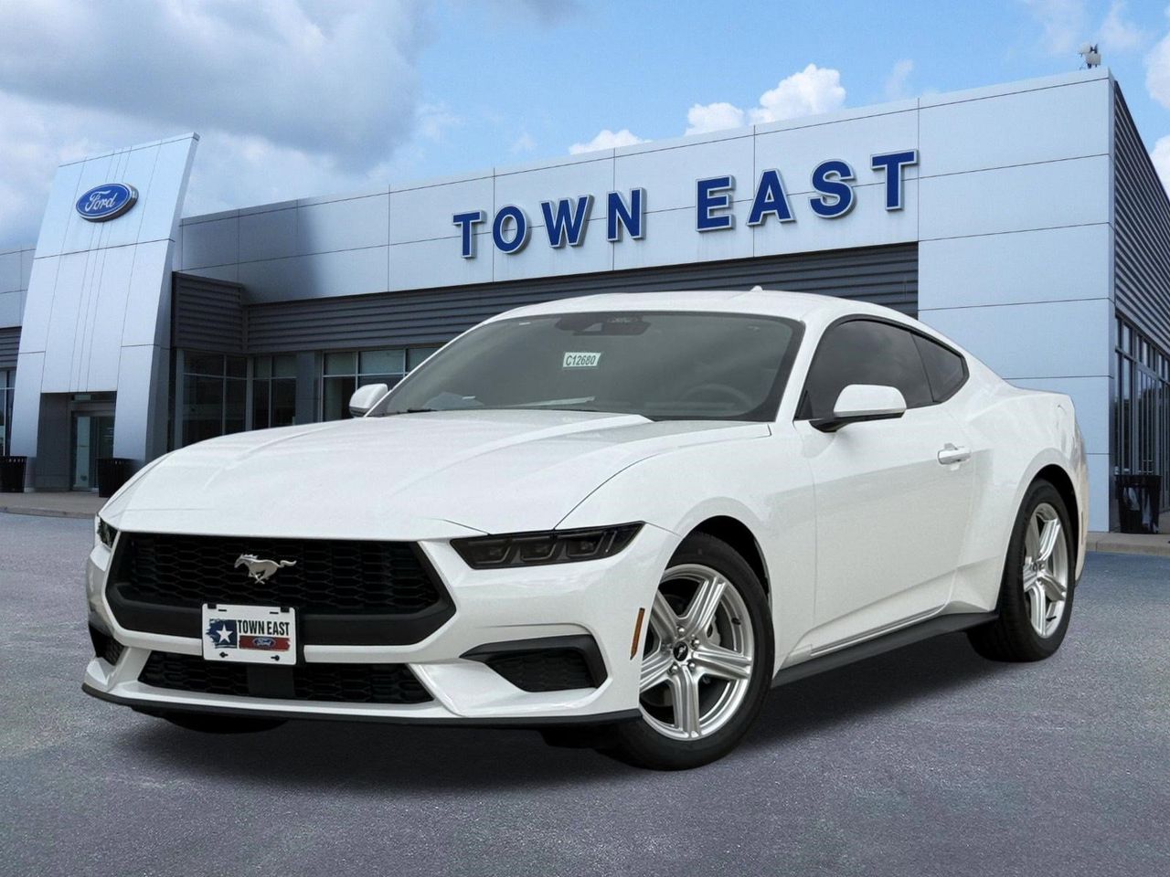 2026 Ford Mustang EcoBoost Fastback's photo