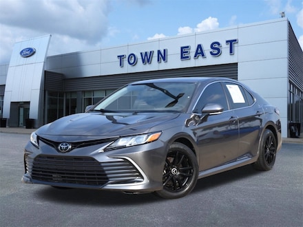 2023 Toyota Camry LE Sedan