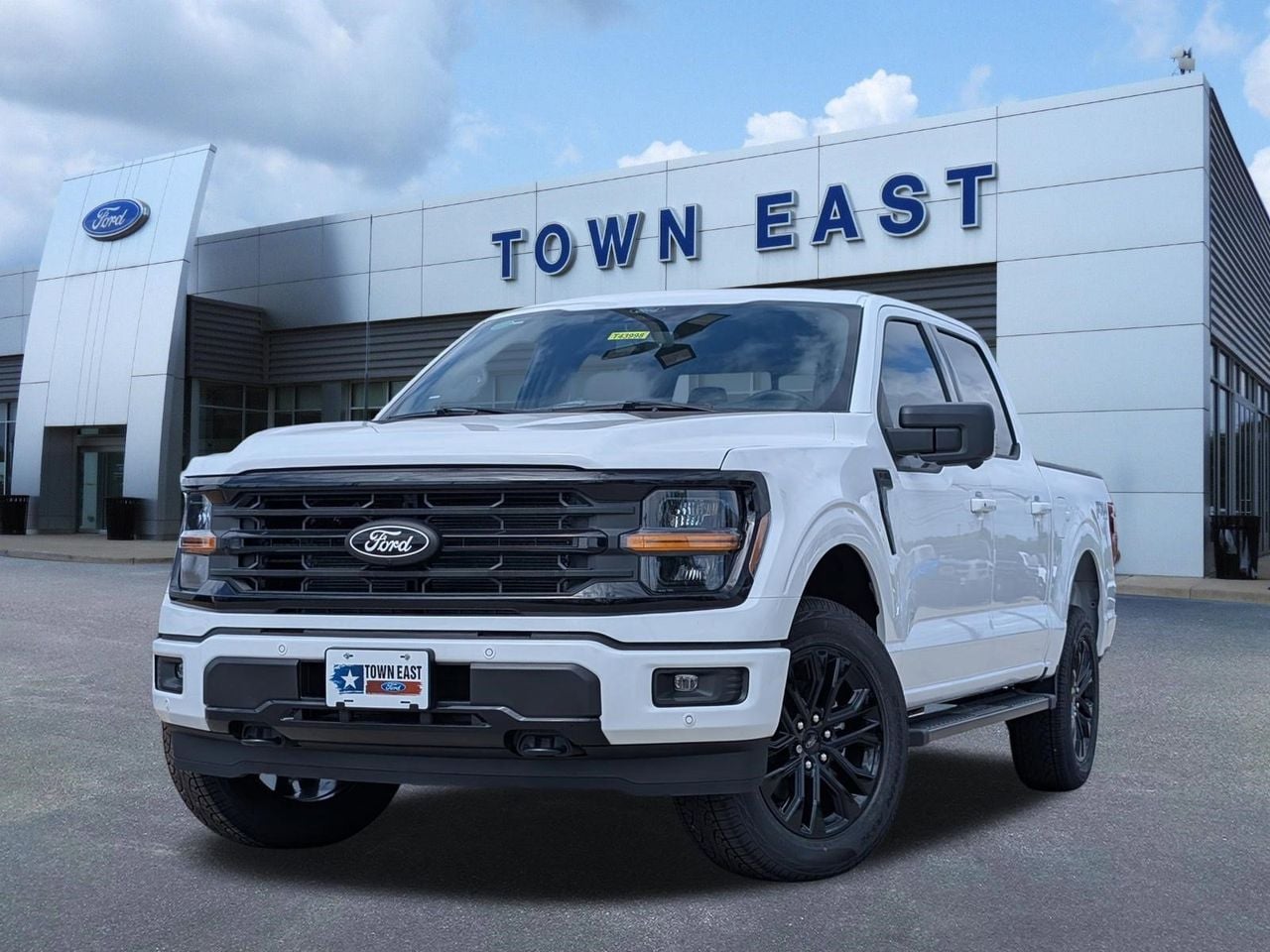 New 2026 Ford F-150 XLT